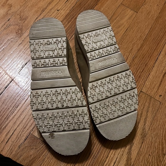 Tsubo size 9 men’s taupe loafers - Picture 7 of 10